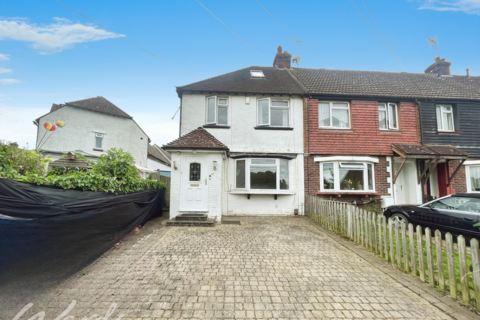 3 bedroom end of terrace house to rent, Egerton Road Maidstone ME14