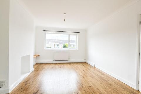 3 bedroom terraced house to rent, Sundridge Park, Yate, Bristol