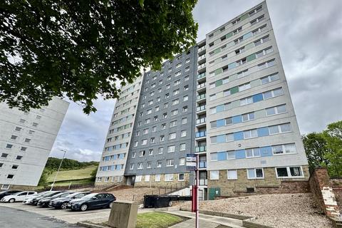 2 bedroom flat for sale - Bentley Court, Parkwood Rise, Keighley, BD21 4RG