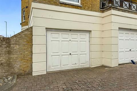 58 Beach Crescent, Littlehampton, BN17 5NT