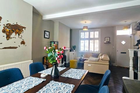 31 Cherry Road, Chester, CH3 5DU