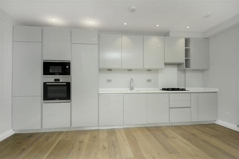 2 bedroom apartment to rent, Argyle Road, W13