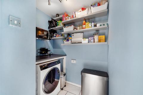 55 Dillwyn Close, London, SE26 4DE