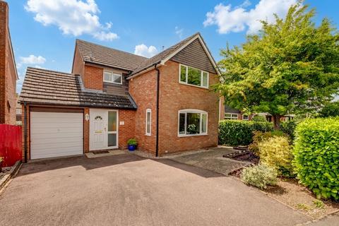 3 bedroom detached house for sale, Old Windmill Way, Aylesbury HP18