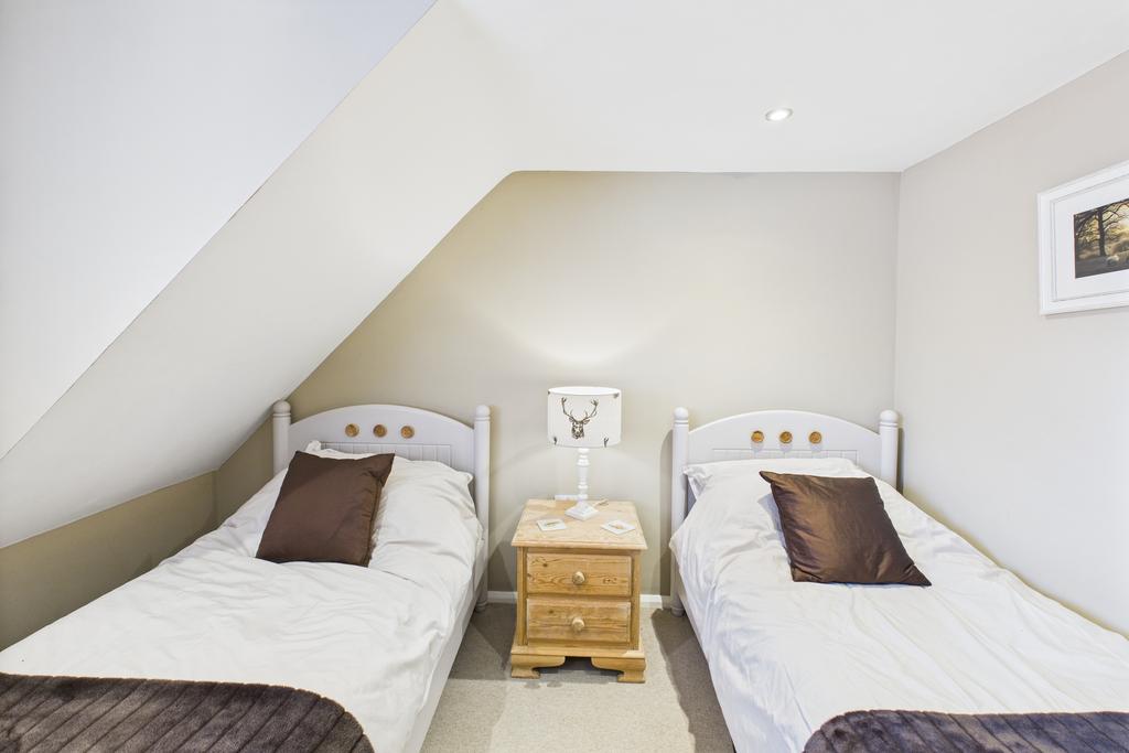 Cam04201 g0 pr0087 still018