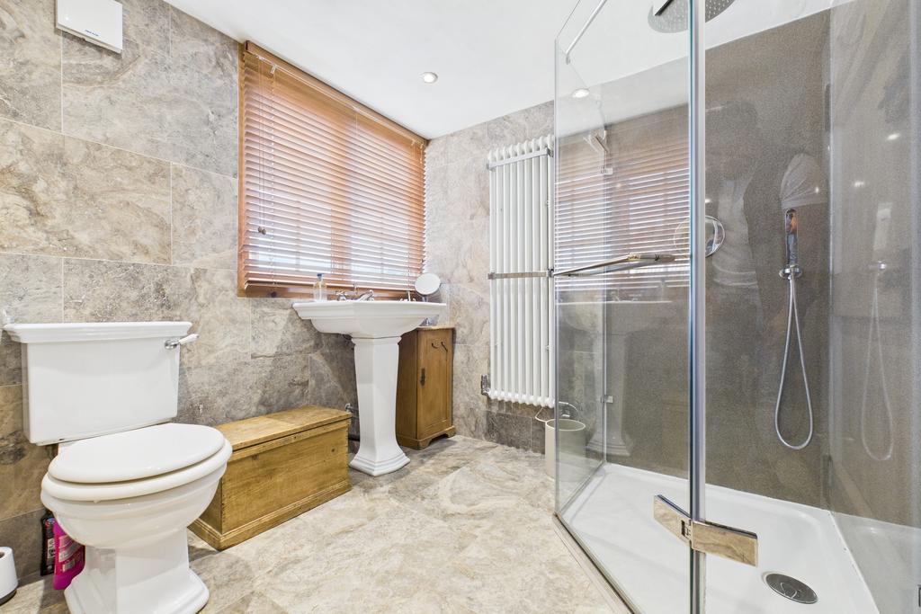 Cam04201 g0 pr0087 still013