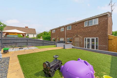 3 bedroom semi-detached house for sale, Penyparc, Pontnewydd, NP44