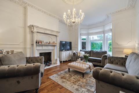 5 bedroom detached house for sale, Shirley Avenue, Upper Shirley, Southampton, Hampshire, SO15