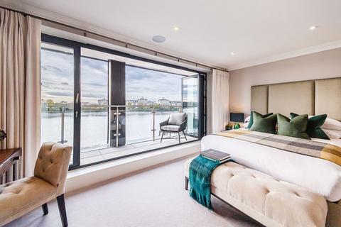 3 bedroom townhouse for sale, Rainville Road, London W6