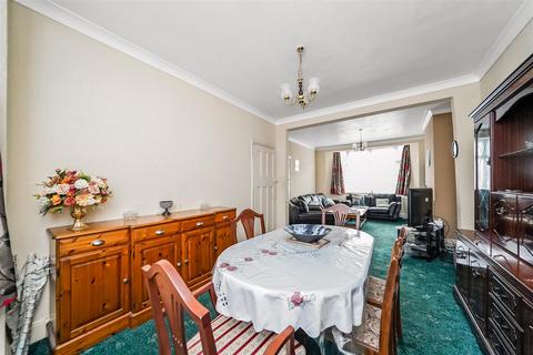 3 bedroom terraced house for sale, Rosebery Avenue, London N17
