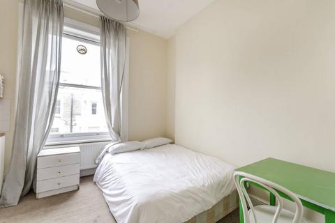 Barons Court, Barons Court, London, W14