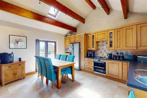 2 bedroom detached bungalow for sale, Tennyson Road, Wibsey, Bradford