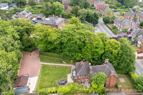 6 bedroom detached house for sale, Ashby Road, Burton-On-Trent DE15