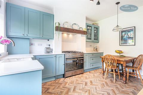 32 Duncan Road, Sheffield, S10 1SN