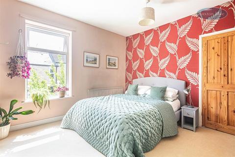 32 Duncan Road, Sheffield, S10 1SN