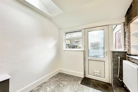 60 Bridgemont, Whaley Bridge, High Peak, SK23 7PD