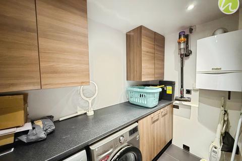 18 Tudor Avenue, Stanford-le-hope, SS17 8BX