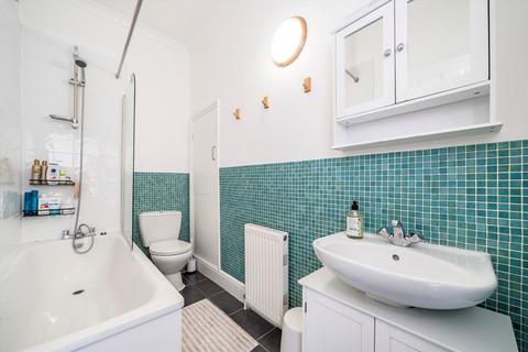 1 bedroom flat for sale, Barry Road, London SE22