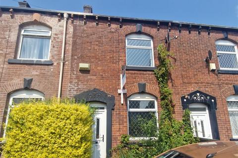 39 Travis Street, Shaw, Oldham, OL2 8EH