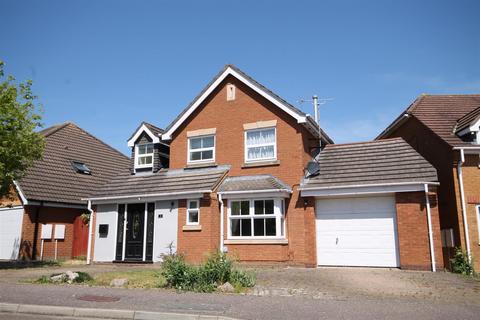 4 bedroom detached house for sale, Eagle Gardens, Bedford