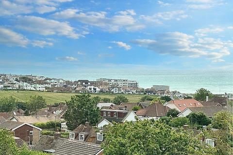 3 bedroom chalet for sale, Falmer Avenue, Saltdean, BN2 8FG