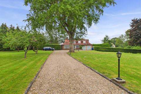 5 bedroom detached house for sale, Mill Lane, Elloughton