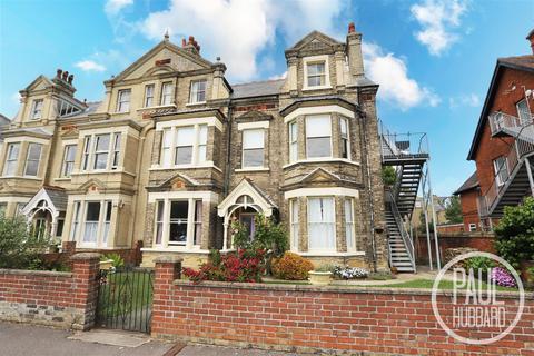 undefined, Kirkley Cliff Road, Kirkley, NR33