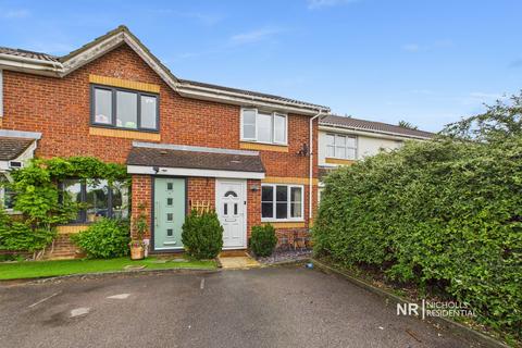 33 Pemberley Chase, West Ewell, Epsom, KT19 9LE