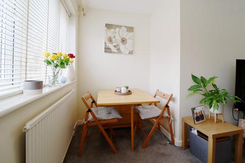 2 bedroom flat for sale, Ravensbourne Road, Bromley