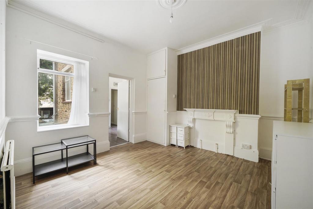Ground Floor, 183 Goldhawk Road - KZu V5 Ycd BEYdj Frh