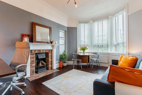 1 bedroom flat for sale, Esmond Street, Flat 1/1, Yorkhill, Glasgow, G3 8SN