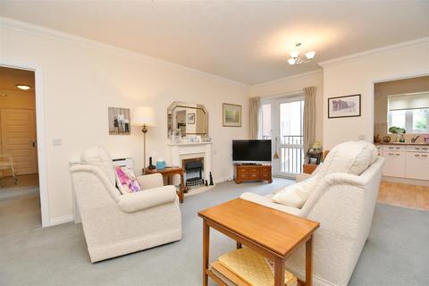 1 bedroom retirement property for sale, Arlington Avenue, Leamington Spa