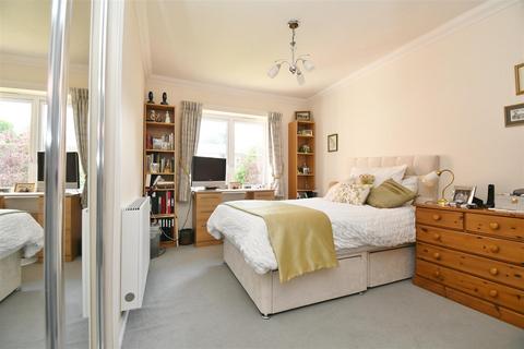 1 bedroom retirement property for sale, Arlington Avenue, Leamington Spa