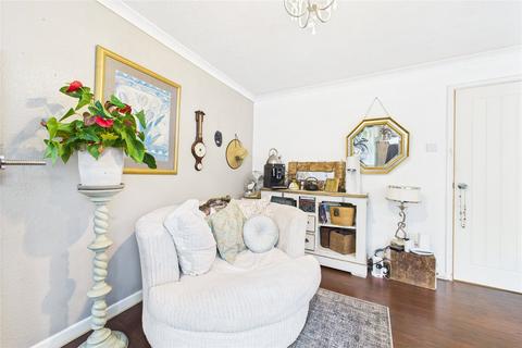 56 Bathurst Road, Winnersh, Wokingham, RG41 5JB
