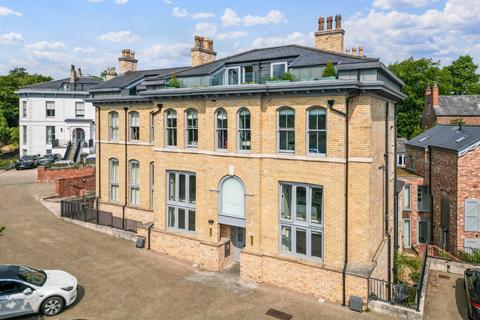 2 bedroom apartment for sale, Cavendish Place, Cavendish Road, Bowdon, WA14