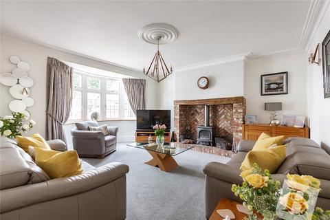 4 bedroom detached house for sale, Winifred Avenue, Hornchurch, RM12