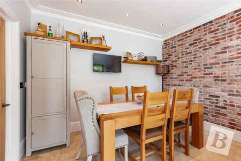 4 bedroom detached house for sale, Winifred Avenue, Hornchurch, RM12