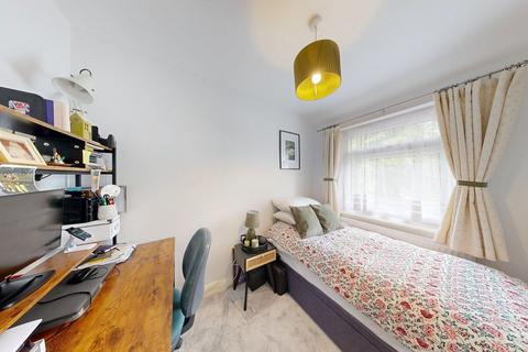 414 Field End Road, Ruislip, HA4 9PE