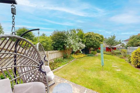 414 Field End Road, Ruislip, HA4 9PE