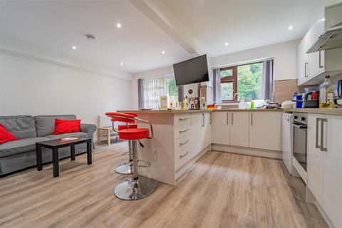 4 bedroom house to rent, Keneggy Mews, Birmingham B29