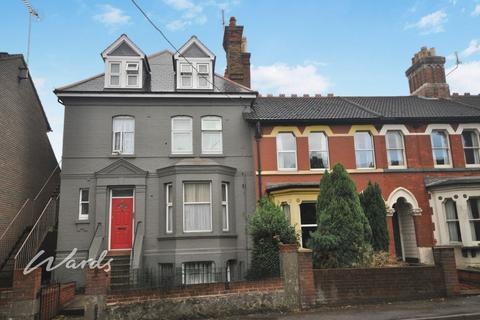 Studio to rent, Tonbridge Road Maidstone ME16