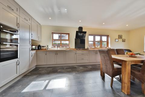 4 bedroom detached house for sale, Pitt Lane, Ryehill, Hull,  HU12 9NN
