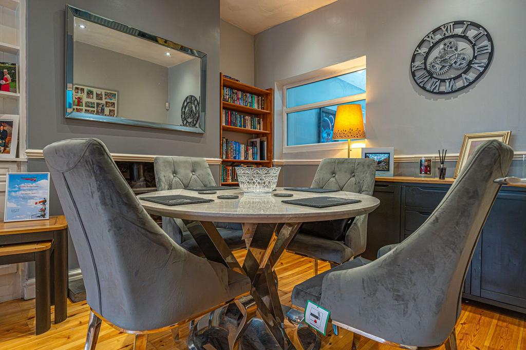 Lounge/Diner
