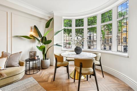 2 bedroom apartment for sale, Portland Place, London, W1B