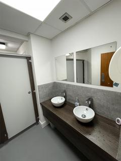 Office to rent, 46 Gordon St Glasgow G1 3PU