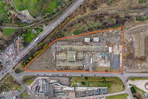 Distribution warehouse to rent, 3 Marine Esplanade Edinburgh EH6 7LU