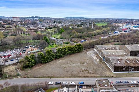 Distribution warehouse to rent, 3 Marine Esplanade Edinburgh EH6 7LU