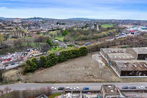Distribution warehouse to rent, 3 Marine Esplanade Edinburgh EH6 7LU