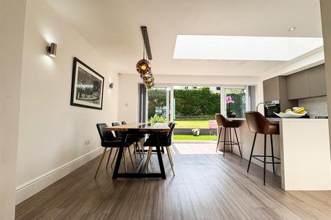 3 bedroom detached house for sale, Cockshutt Avenue, Greenhill, S8
