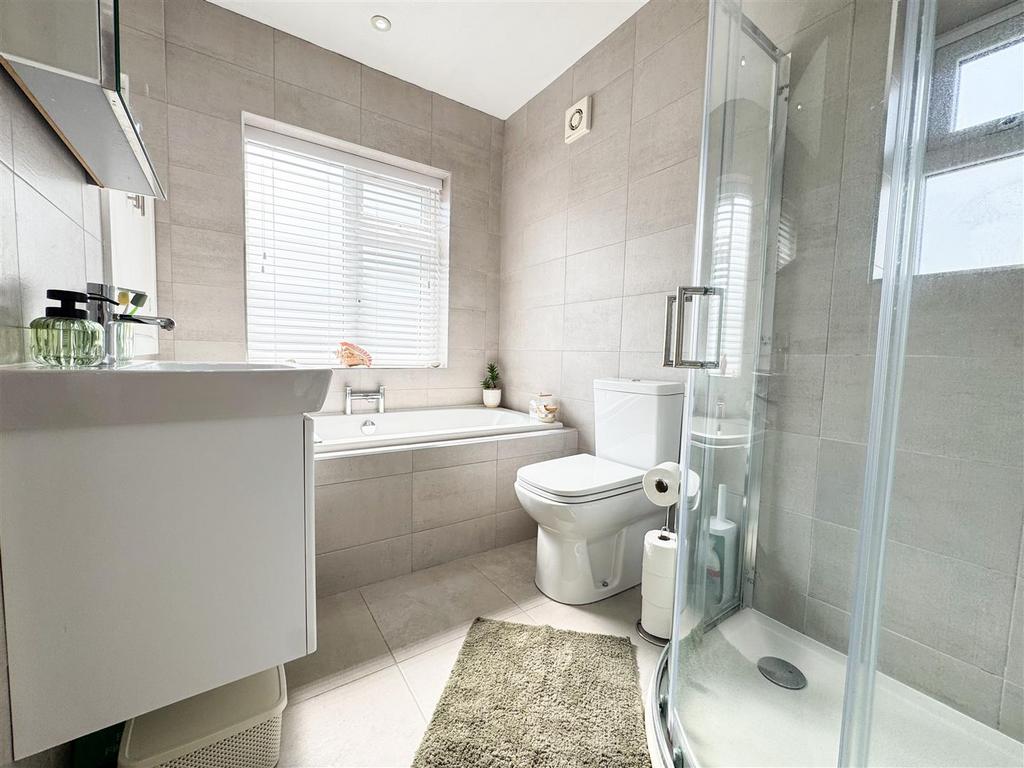 Family bath and shower room